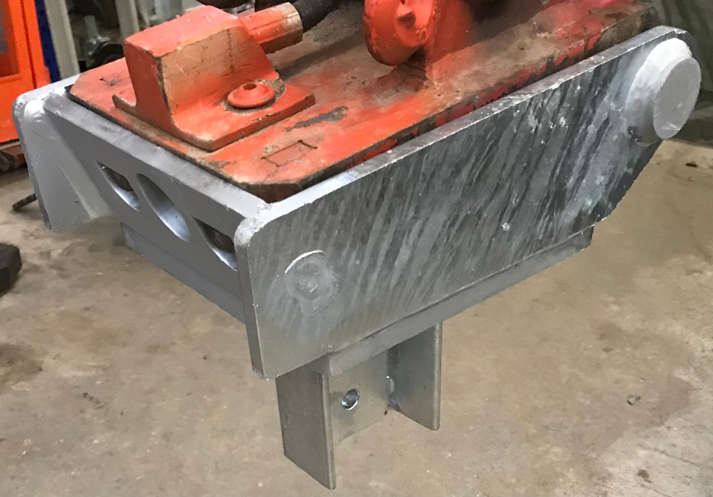 Lönartz Universalhalter für Minibagger MS01