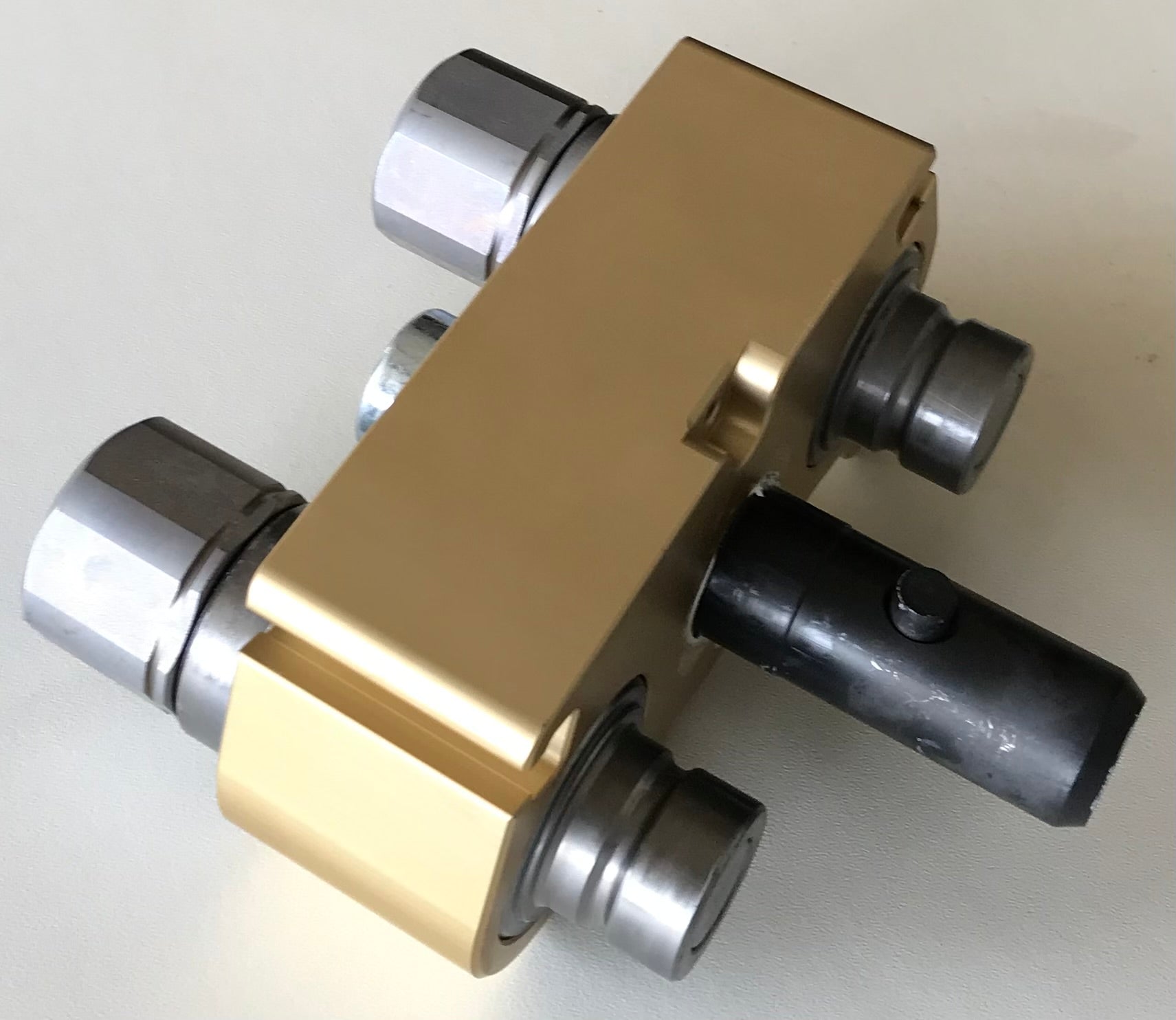 Hydraulik Schnellkuppler CEJN Multi-X Duo 12.5 für Multione Lader