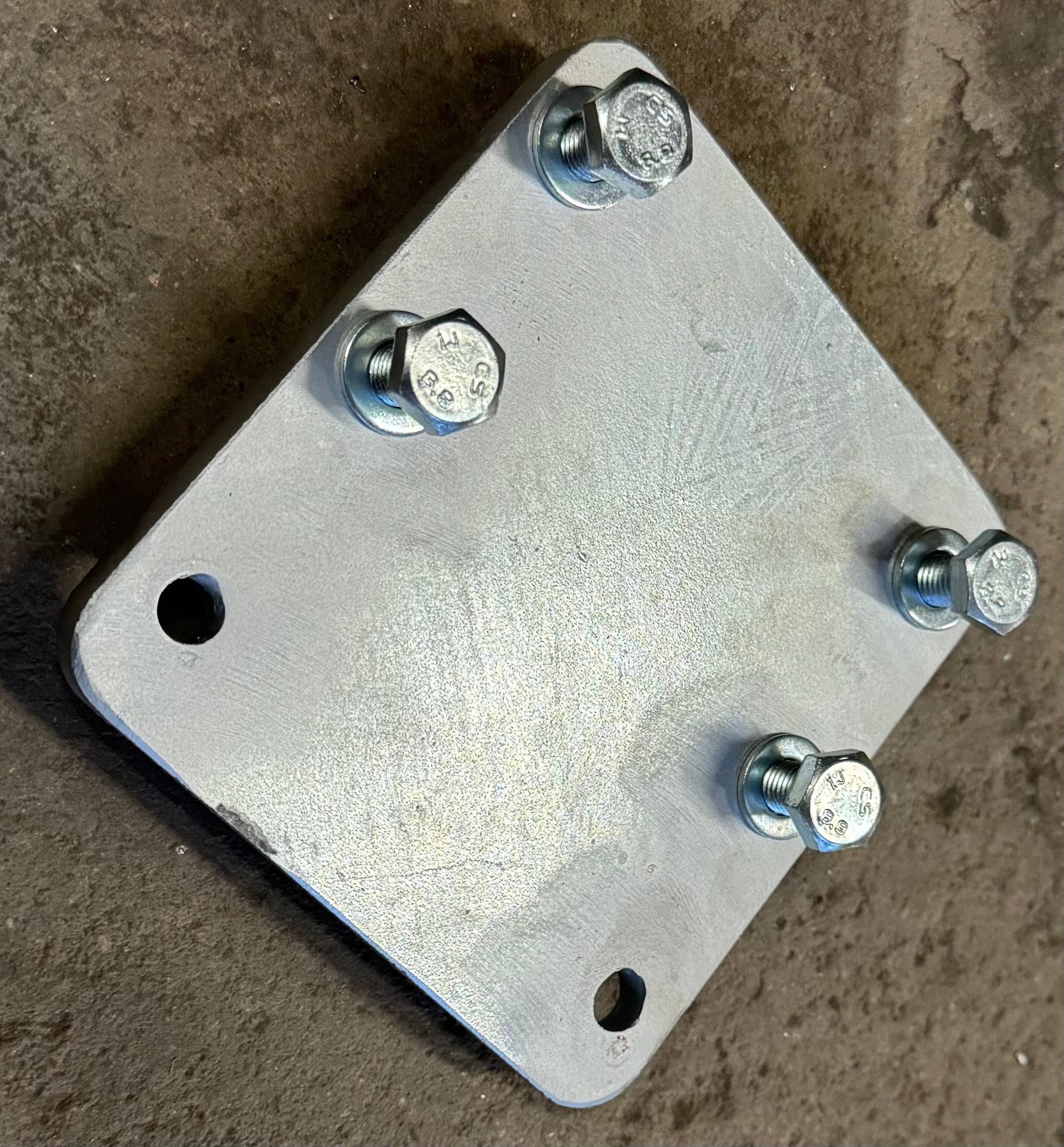 PKW Anhänger Stützrad Erhöhung 50mm, Materialstärke 10mm verzinkt