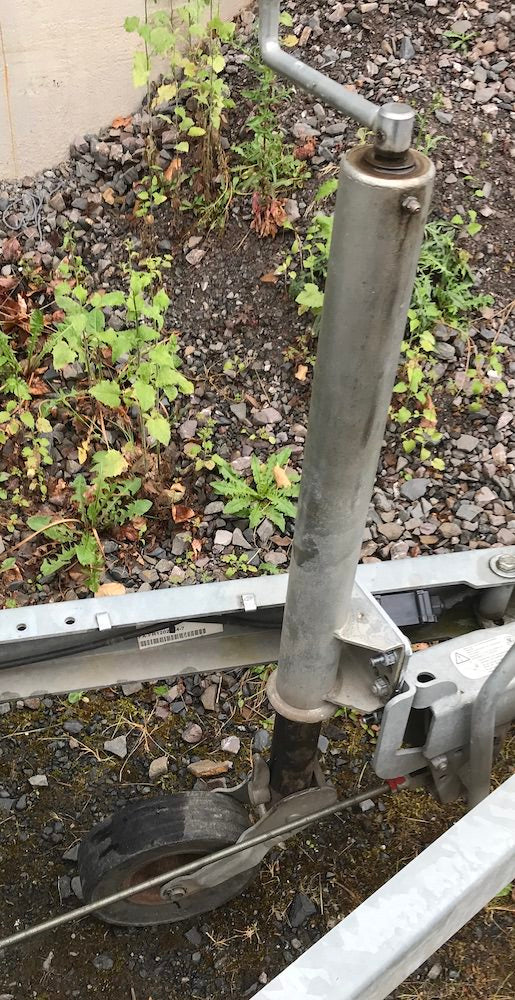 PKW Anhänger Stützrad Erhöhung 50mm, Materialstärke 10mm verzinkt