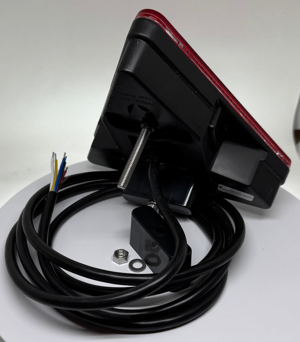 LED Anhänger Rückleuchte (Kennzeichen, Nebel, Position, Blinker, Bremse) links 12/24V 2m Kabel WAS W68L 319