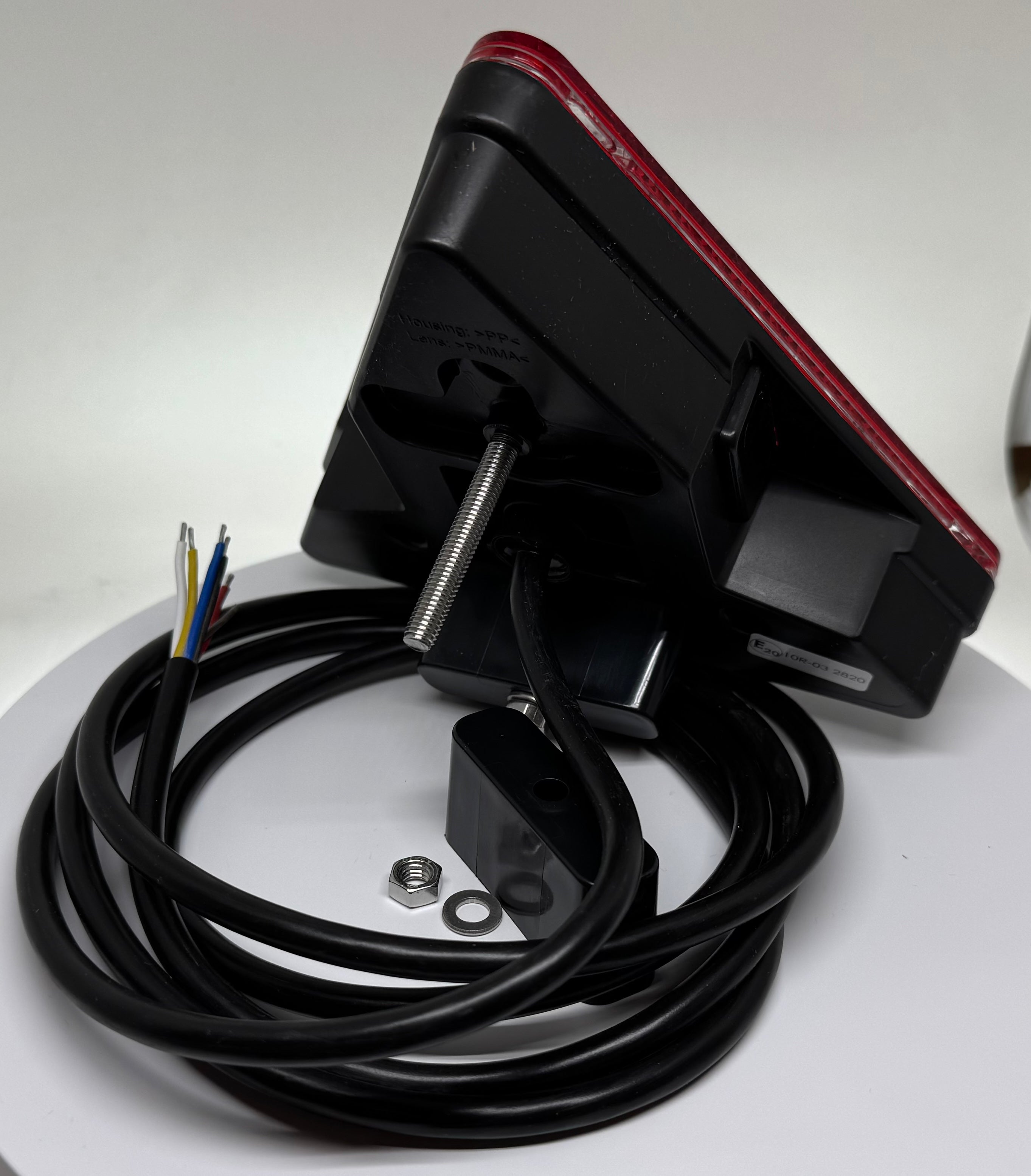 LED Anhänger Rückleuchte (Kennzeichen, Nebel, Position, Blinker, Bremse) links 12/24V 2m Kabel WAS W68L 319
